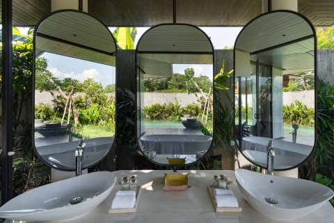 4 bedrooms Villa in South Denpasar, Denpasar, Bali (15639) 13