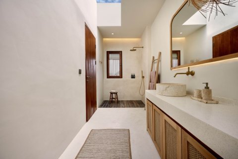 3 bedrooms Villa in Munggu, Mengwi, Badung, Bali (15638) 15