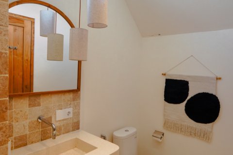 Вилла 120м2 в Цемаги, Менгви, Бадунг, Бали (10237) 24