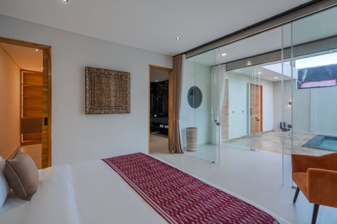 Вилла с 3 спальнями в Чангу, Бадунг,  (9422) 11