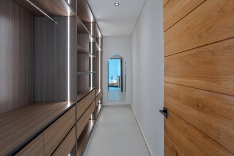 Вилла с 3 спальнями в Чангу, Бадунг,  (9422) 4