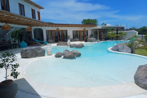 4 bedrooms Villa in Pecatu, Badung,  (9426) 1