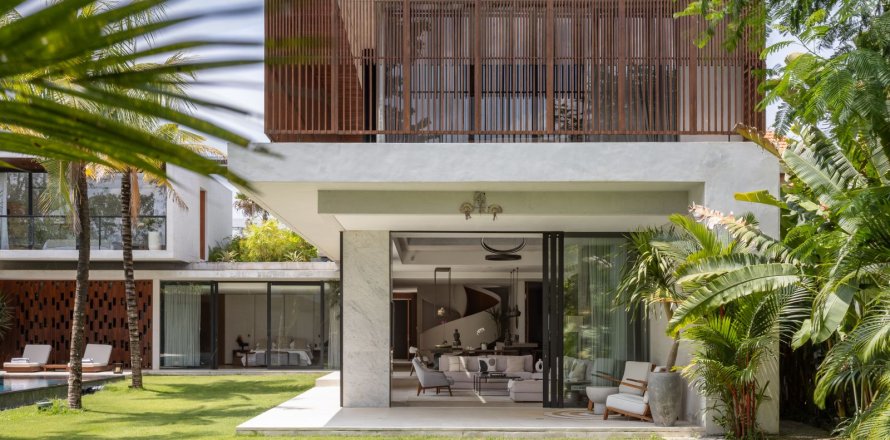 4 bedrooms Villa in Kerobokan, Badung, Bali (15803)
