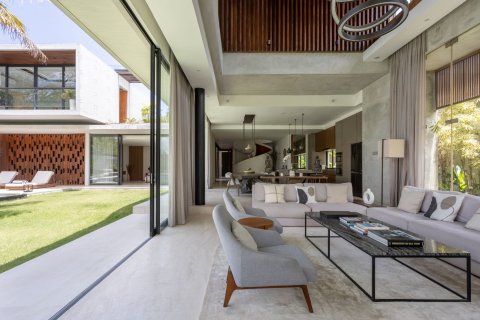 4 bedrooms Villa in Kerobokan, Badung, Bali (15803) 11