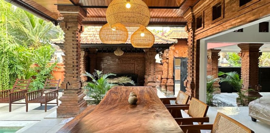 Вилла с 3 спальнями в Убуд, Гианьяр,  (9477)