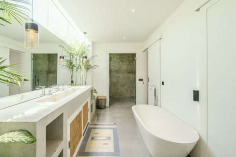 3 bedrooms House in Kerobokan, Badung, Bali (15726) 13