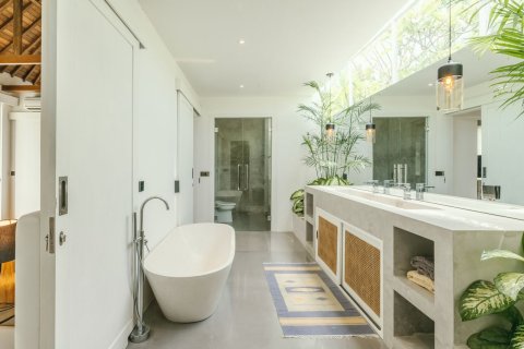 3 bedrooms House in Kerobokan, Badung, Bali (15726) 11