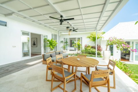 3 bedrooms House in Kerobokan, Badung, Bali (15726) 6