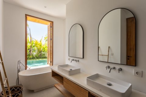 5 bedrooms House in Canggu, Badung, Bali (15728) 13