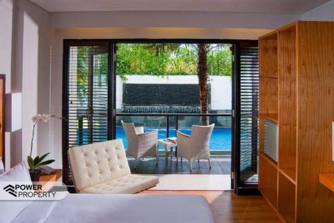 Отель, гостиница с 50 спальнями в Кута, Бадунг,  (9200) 11