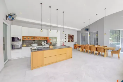 4 bedrooms Villa in Badung, Bali (14668) 10