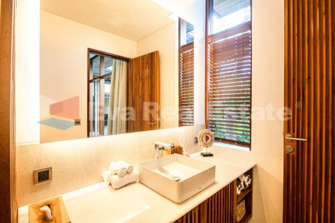 5 bedrooms Villa in Tibubeneng, Badung, Bali (2448) 19