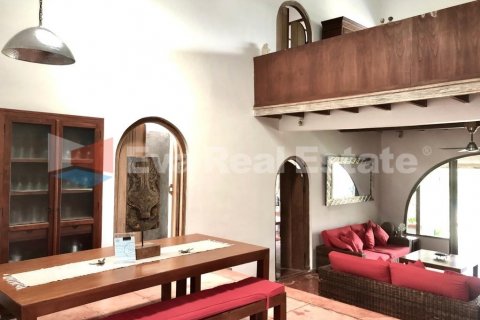 4 bedrooms Villa in Kerobokan, Badung, Bali (2515) 11