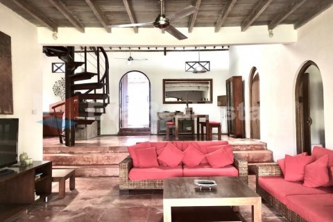 4 bedrooms Villa in Kerobokan, Badung, Bali (2515) 5