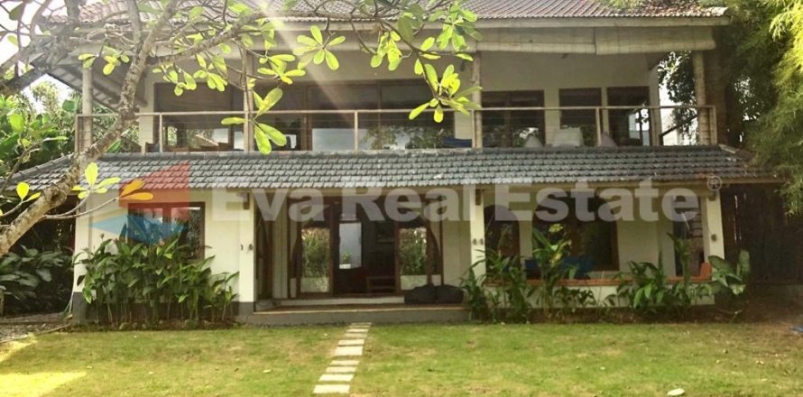 4 bedrooms Villa in Kerobokan, Badung, Bali (2515)