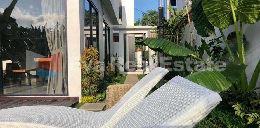 3 bedrooms Villa in Tibubeneng, Badung, Bali (2518)