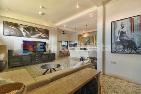 2 bedrooms Villa in Kerobokan, Badung, Bali (4338)
