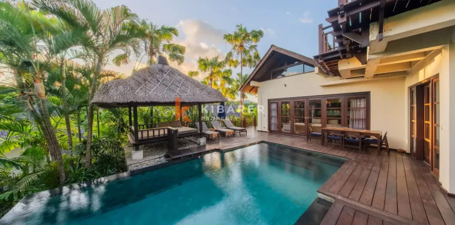 3 bedrooms Villa in Ungasan, Badung, Bali (14150)