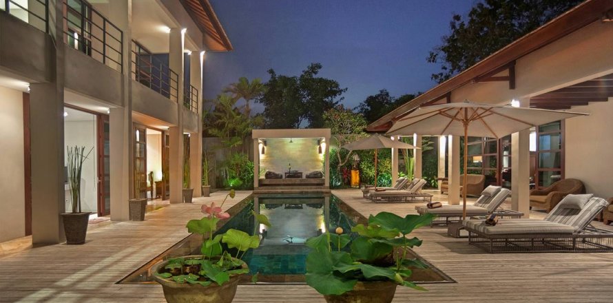 4 bedrooms Villa in Jimbaran, Badung, Bali (14884)