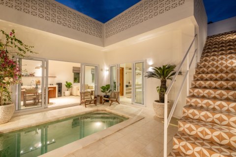 Вилла 65м2 в Бадунг, Бали (10249) 16