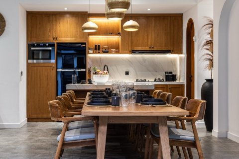 Вилла 280м2 в Банджар, Булеленг, Бали (10248) 6