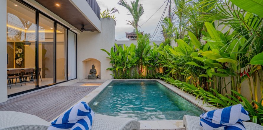 Studio Villa in Seminyak, Badung, Bali (10209)