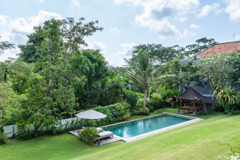 Вилла 320м2 в Бадунг, Бали (10208) 9