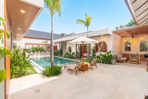4 bedrooms Villa in Tibubeneng, Badung, Bali (13732) 2