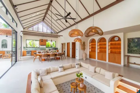 4 bedrooms Villa in Tibubeneng, Badung, Bali (13732) 4
