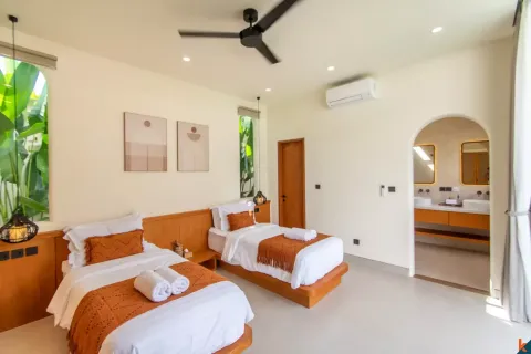 4 bedrooms Villa in Tibubeneng, Badung, Bali (13732) 19