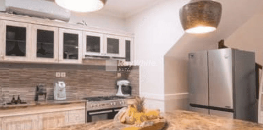 3 bedrooms Villa in Blahbatuh, Gianyar,  (4106)