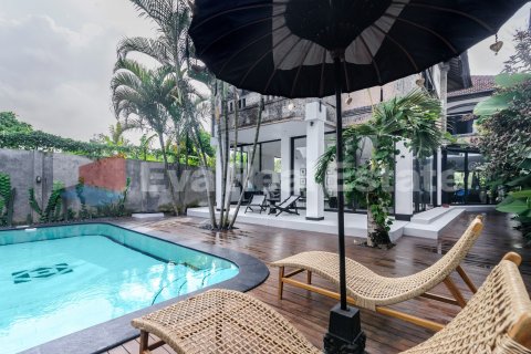 3 bedrooms Villa in Kerobokan, Badung, Bali (2429)