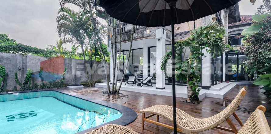 3 bedrooms Villa in Kerobokan, Badung, Bali (2429)
