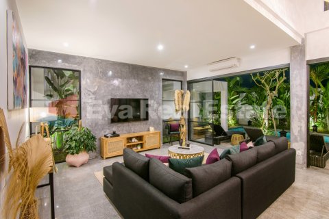 4 bedrooms Villa in Tibubeneng, Badung, Bali (2426) 7