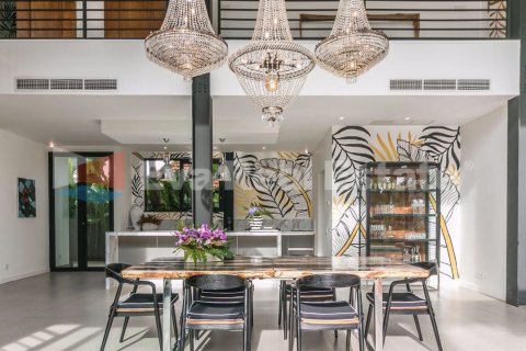 3 bedrooms Villa in Kerobokan, Badung, Bali (2432) 2