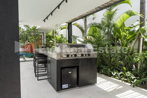 5 bedrooms Villa in Tumbak Bayuh, Mengwi, Badung, Bali (2427) 12