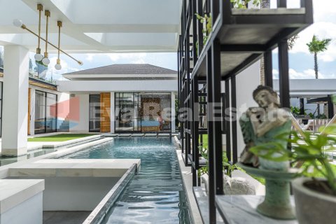 5 bedrooms Villa in Tumbak Bayuh, Mengwi, Badung, Bali (2427) 4