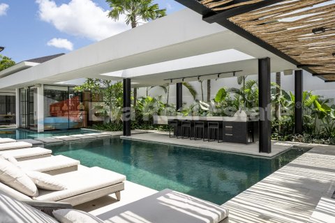5 bedrooms Villa in Tumbak Bayuh, Mengwi, Badung, Bali (2427) 11