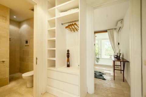 6 bedrooms Villa in Pererenan, Mengwi, Badung, Bali (4616) 12