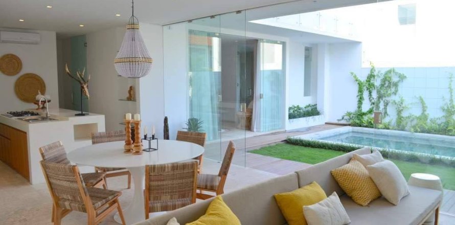 4 bedrooms Villa in Canggu, Badung, Bali (15248)