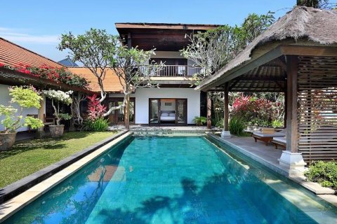 4 bedrooms Villa in Jimbaran, Badung, Bali (14902)