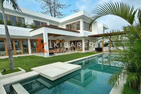4 bedrooms Villa in Kuta, Badung, Bali (12486) 1