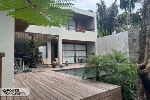 Вилла с 3 спальнями в Керобокан, Бадунг, (9310) 3