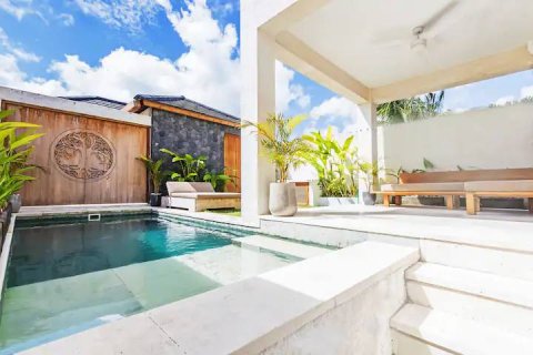 4 bedrooms Villa in Pecatu, Badung, Bali (15124)