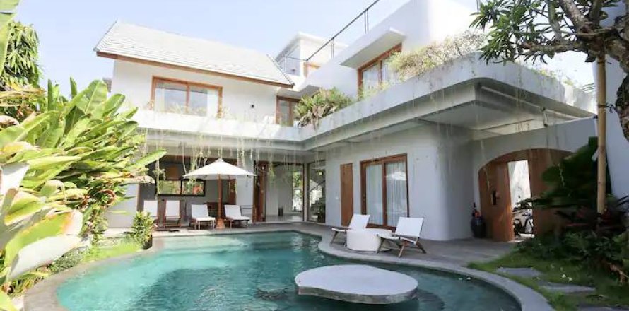 3 bedrooms Villa in Pecatu, Badung, Bali (15127)