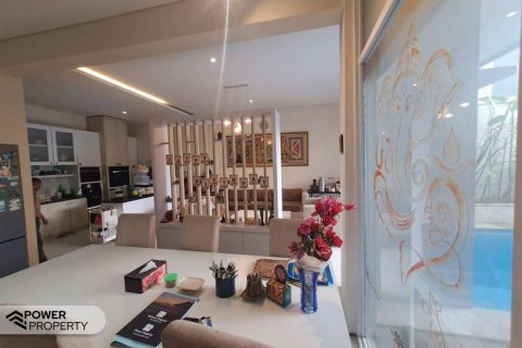 Вилла с 3 спальнями в Семиньяк, Бадунг, (9742) 14