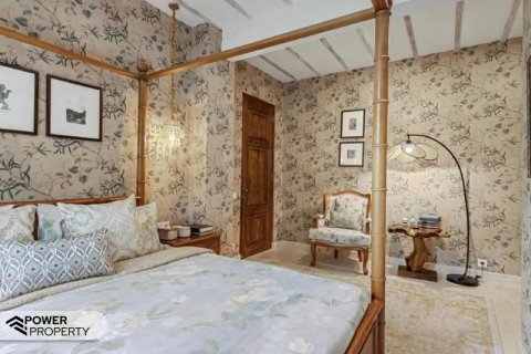 Вилла с 4 спальнями в Джимбаран, Бадунг, (9703) 27