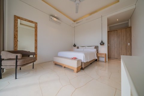 Вилла с 5 спальнями в Далунг, Бадунг, (9700) 3