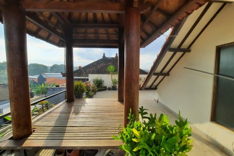 Дом с 5 спальнями в Керобокан, Бадунг,  (9471) 13