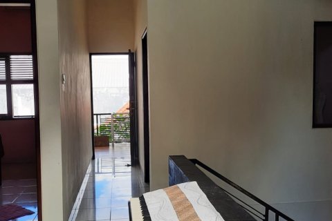 Дом с 5 спальнями в Керобокан, Бадунг,  (9471) 6